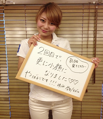 現在、学生モデルで学生図鑑・美人時計などで活躍中の加藤由美さん